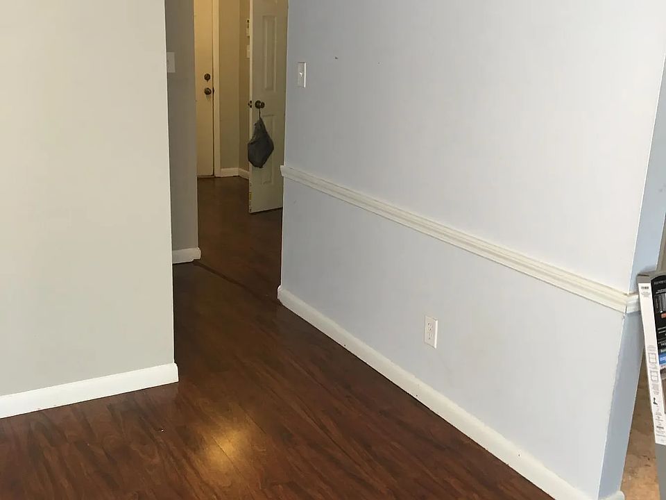 2nd image of 3307 Arrowhead Rd