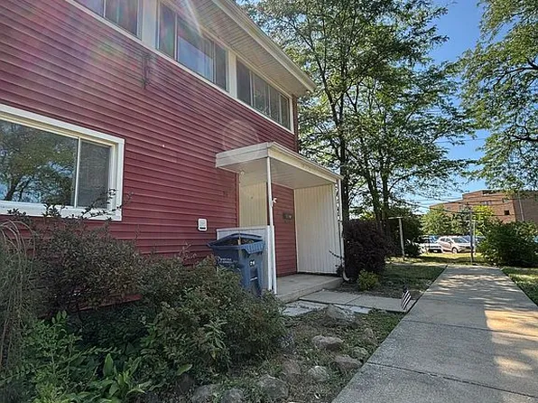 5880 Woolman Ct #76, Parma, OH 44130