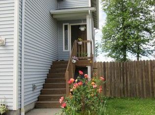 3015 Briarwood Cir, Mount Vernon, WA 98273