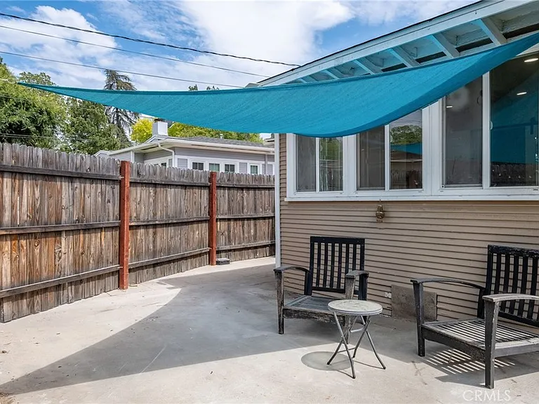 809 E Colton Ave — Photo 27