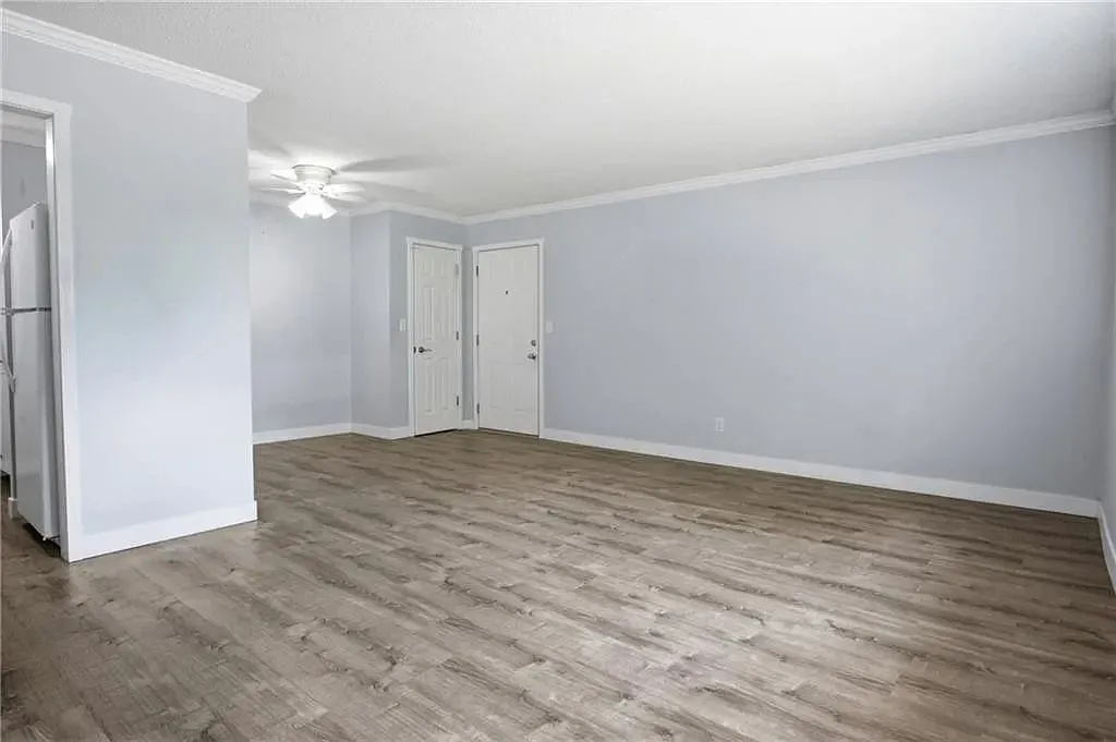 1 bed, 1.0 bath, $800 — Photo 4