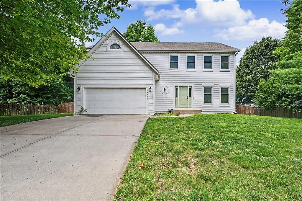 4 bed, 1856 sqft, $2,795 — Photo 1
