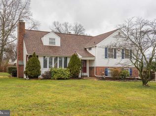 2002 Byrd Dr, Norristown, PA 19403