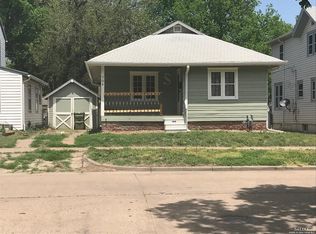 704 W Prescott Ave, Salina, KS 67401