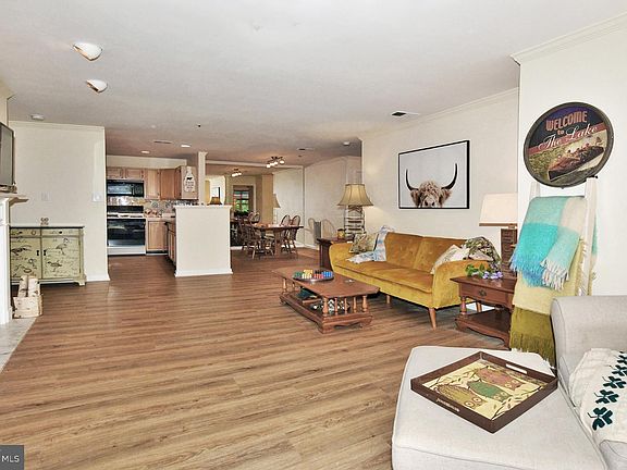2nd image of 20408 Shore Harbour Dr #5-B