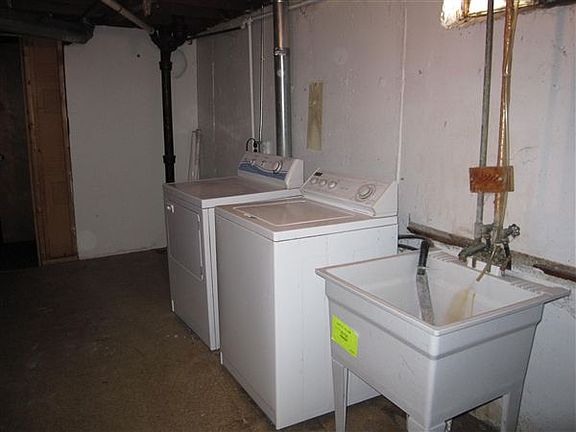 nice well-lit laundry room