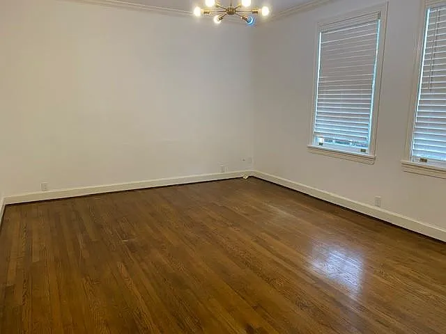 299 Vincent Ave — Photo 10