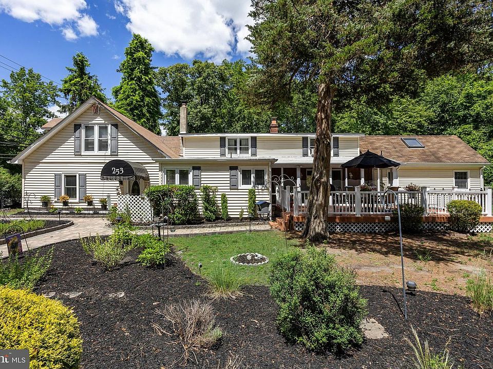 1st image of 253 Hopewell Rd