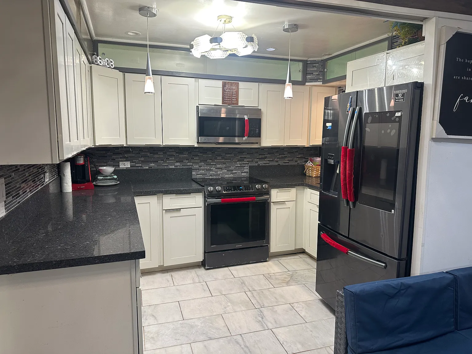 2 bed, 1200 sqft, $2,600 — Photo 2