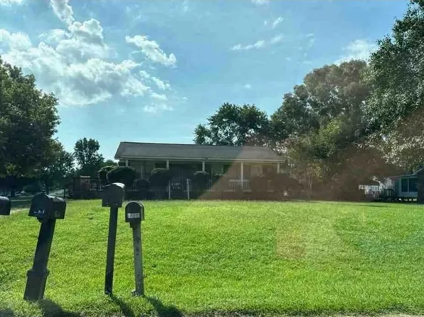 2451 Oxford Cir, Lancaster, SC 29720