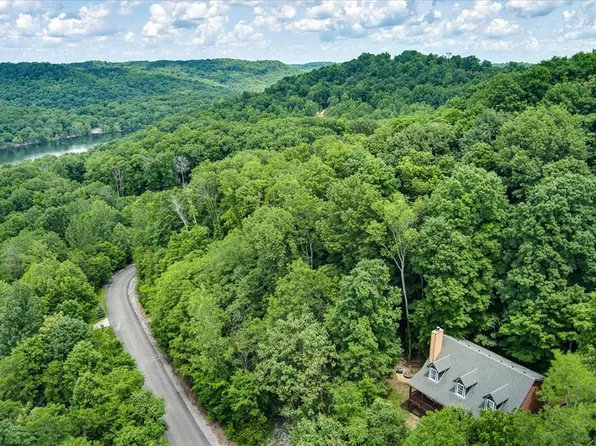 Shoreside Dr, Smithville, TN 37166
