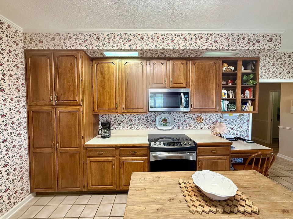 10th image of this home