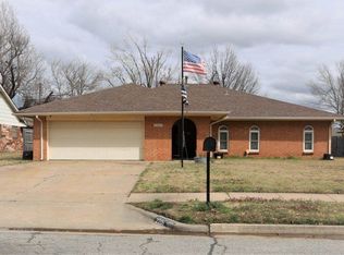 2201 Oriole St, Ponca City, OK 74601