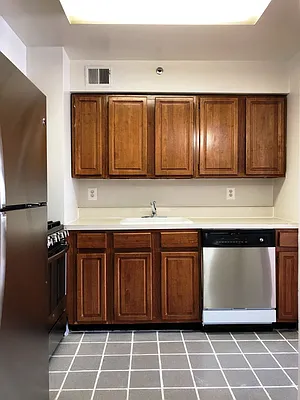 Rented by Prime Realty | media 16