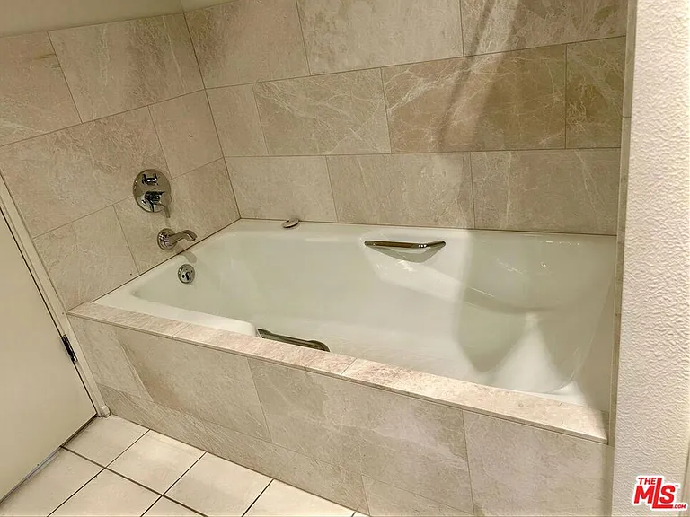 750 S Bundy Dr #203 — Photo 18