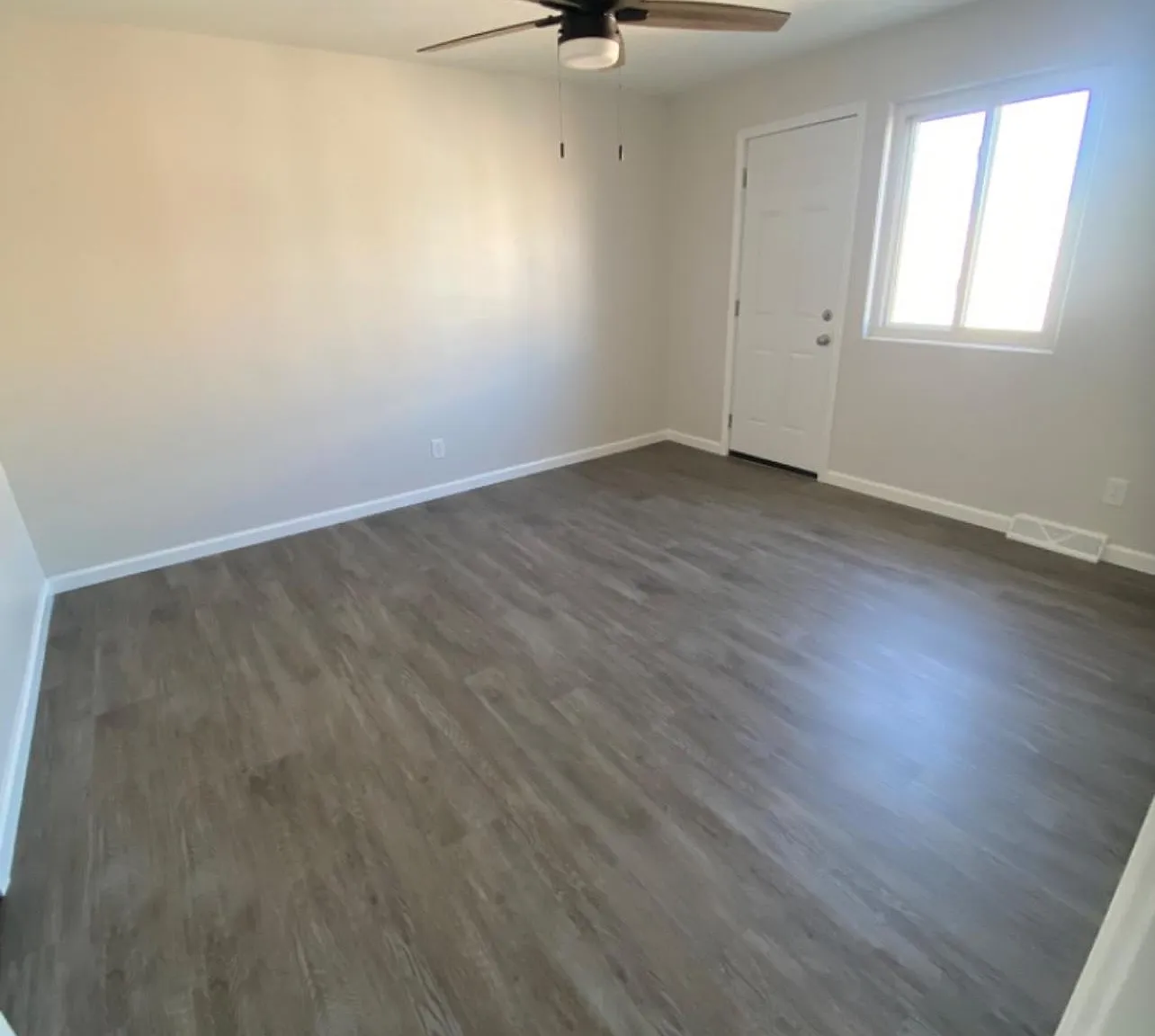 4750 Walford Rd — Photo 2