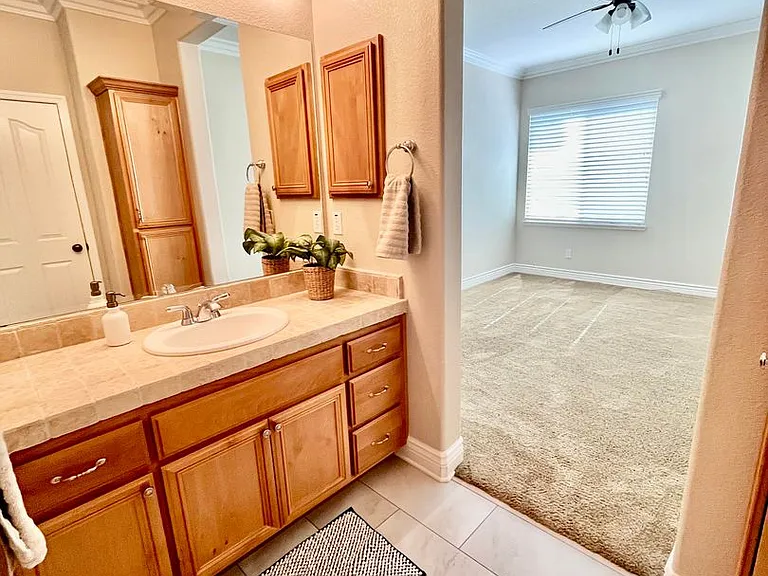 3381 Black Oak Dr — Photo 15