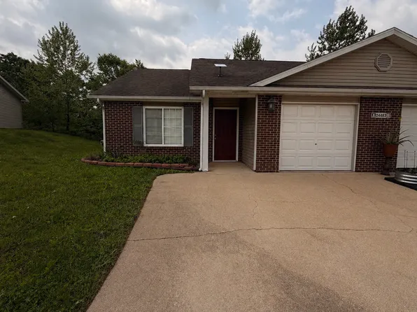 24483 Tupelo Ln #A, Saint Robert, MO 65584