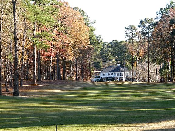 2nd image of 288 Willow Lake Dr
