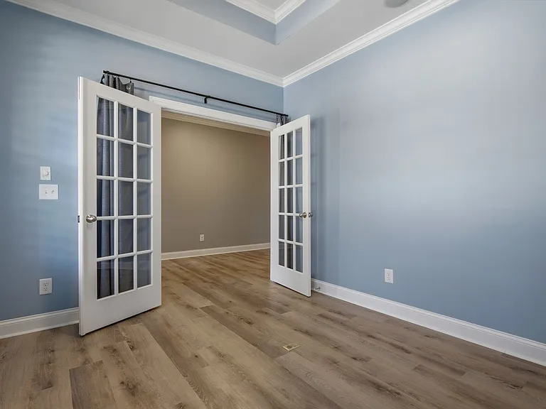 5036 Winslow Dr — Photo 9