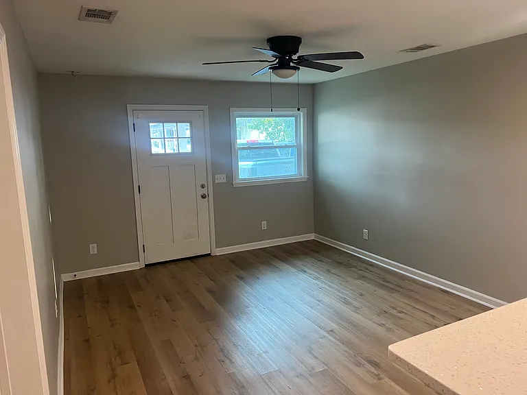 5 E Fairmont Ave #A — Photo 12