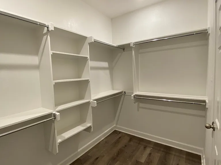 815 Brookside Dr — Photo 14