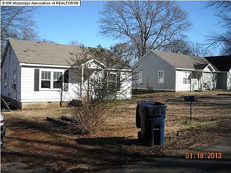 2nd image of 303 East St