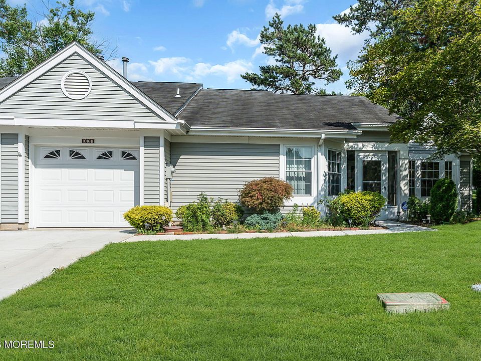 1st image of 1016B Buckingham Drive