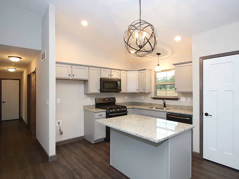300 Olyvia Dr — Photo 9