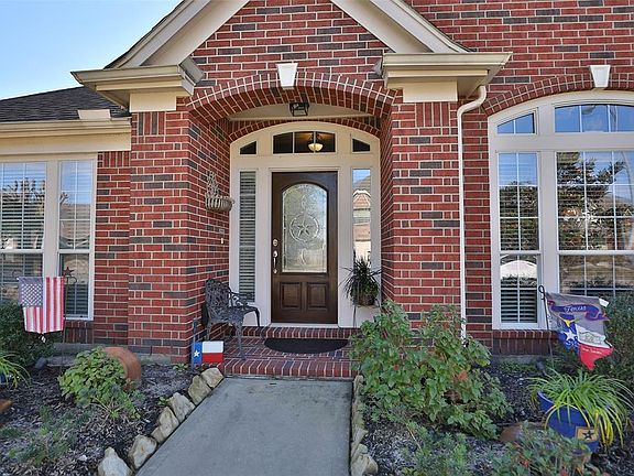 4th image of 13315 Northspring Bend Ln