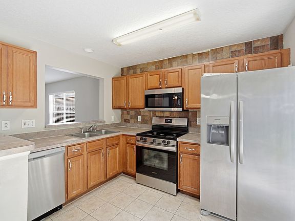 4th image of 10310 Lakeside Vista Dr
