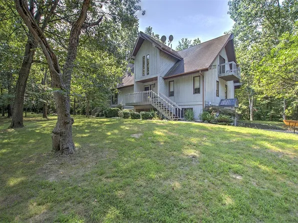 5217 Mayberry Ct, Oreana, IL 62554