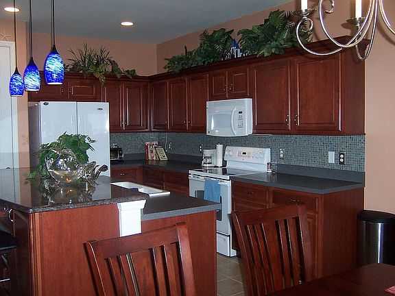 4th image of 15654 Angelica Dr