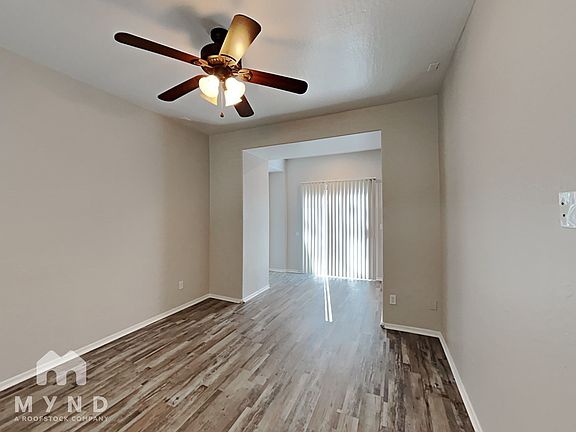 5th image of 2507 N 148th Dr