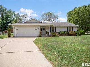 1100 Bolin Ct, Springfield, IL 62703