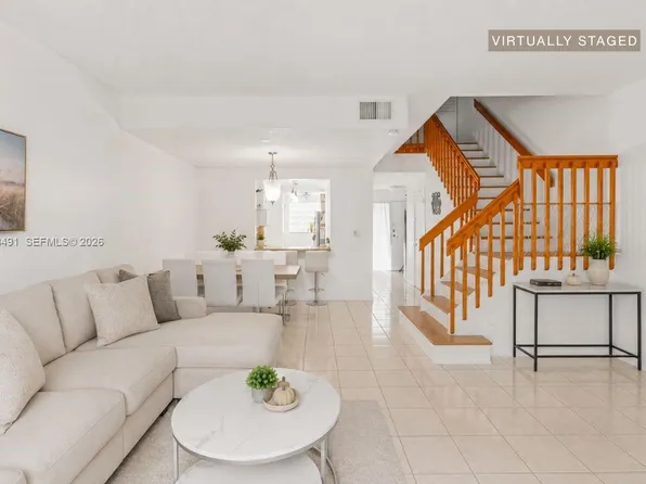10014 Hammocks Blvd #2044, Miami, FL 33196