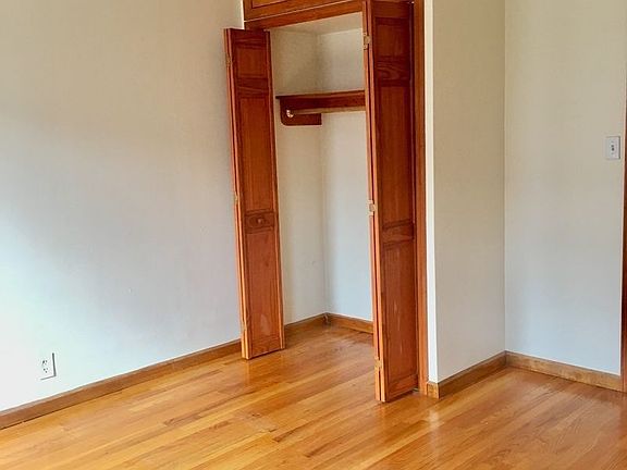 3rd image of 98 Saint Marks Pl APT 5C