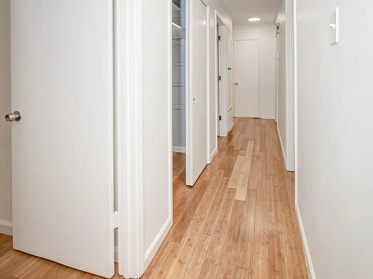 1213 King Henry Dr — Photo 27