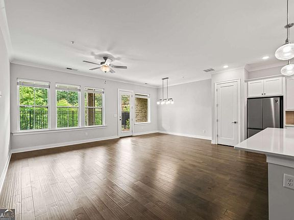 3rd image of 240 Walker Ave