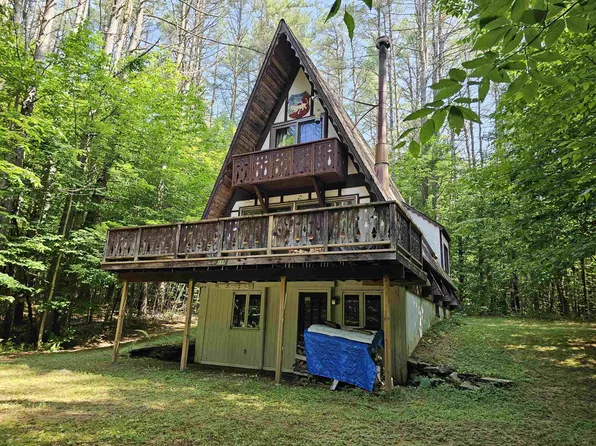 118 Pineapple Lane, Jamaica, VT 05343