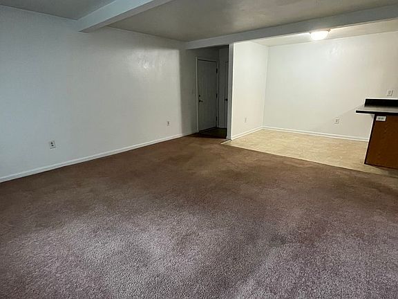 5th image of 1700-1790 Liberty Ln #68