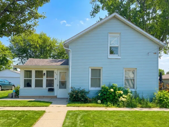408 N Warren St, Watertown, WI 53098