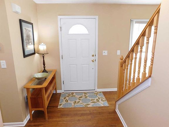 4th image of 7321 Haverhill Ln