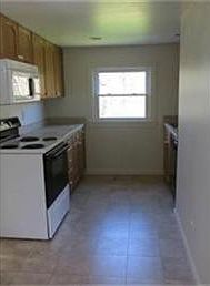 2nd image of 194 Hornbine Rd