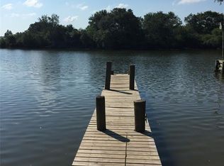 228 Dehart St, Liverpool, TX 77577