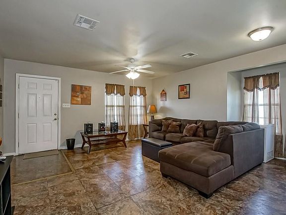 5th image of 2309 Mathis Ave