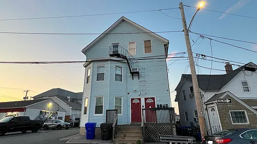 10 Saint Mary St #1 Photo 1