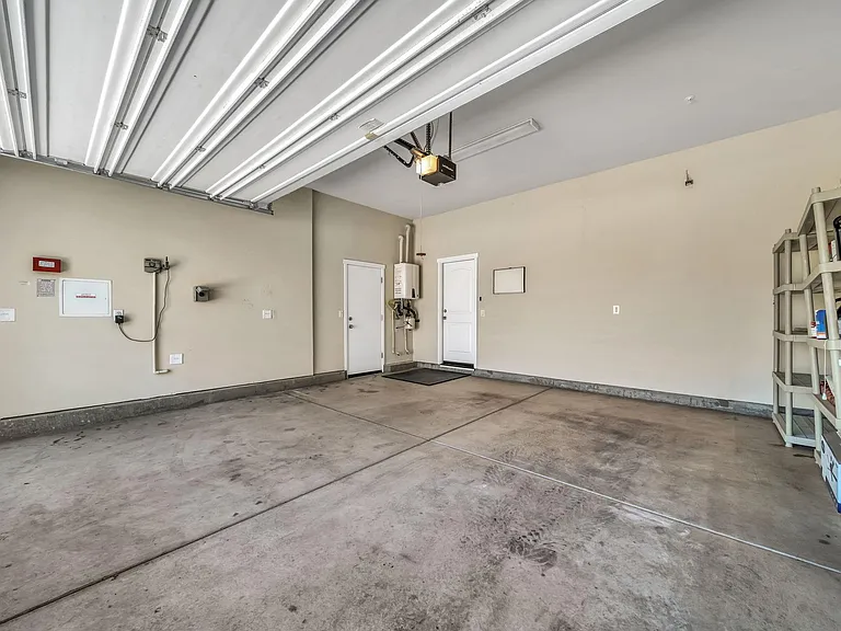 1914 Balsam Ct — Photo 25