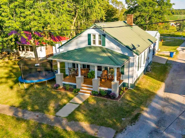 205 W Meyers St, Campbell Hill, IL 62916