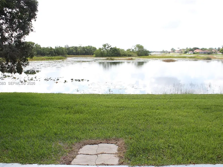 1820 Salerno Cir — Photo 1